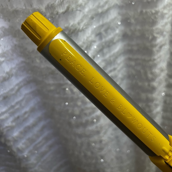 Drybar 3-Day Bender Rotating 1” Curling Iron - Picture 3 of 3